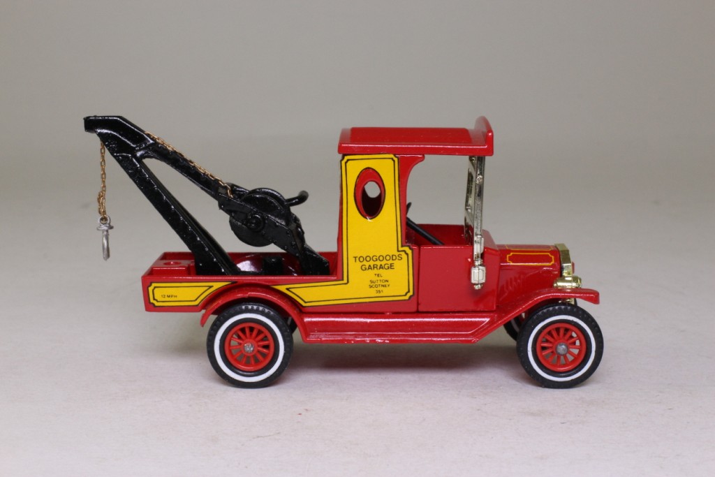 Toogoods Garage, Sutton Scotney, Wrecker (Creaks of Camberley - AC66)